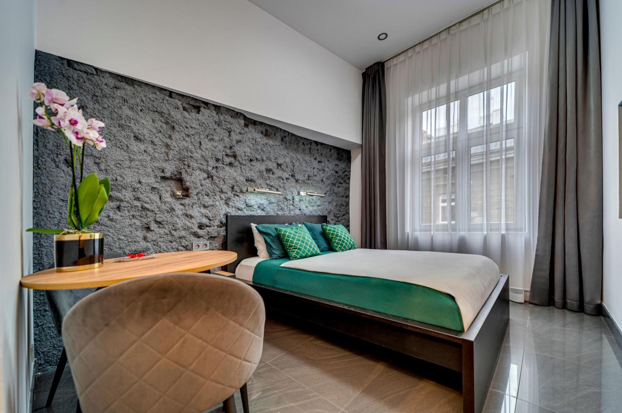 Komorowski Luxury Guest Aparthotel Krakow